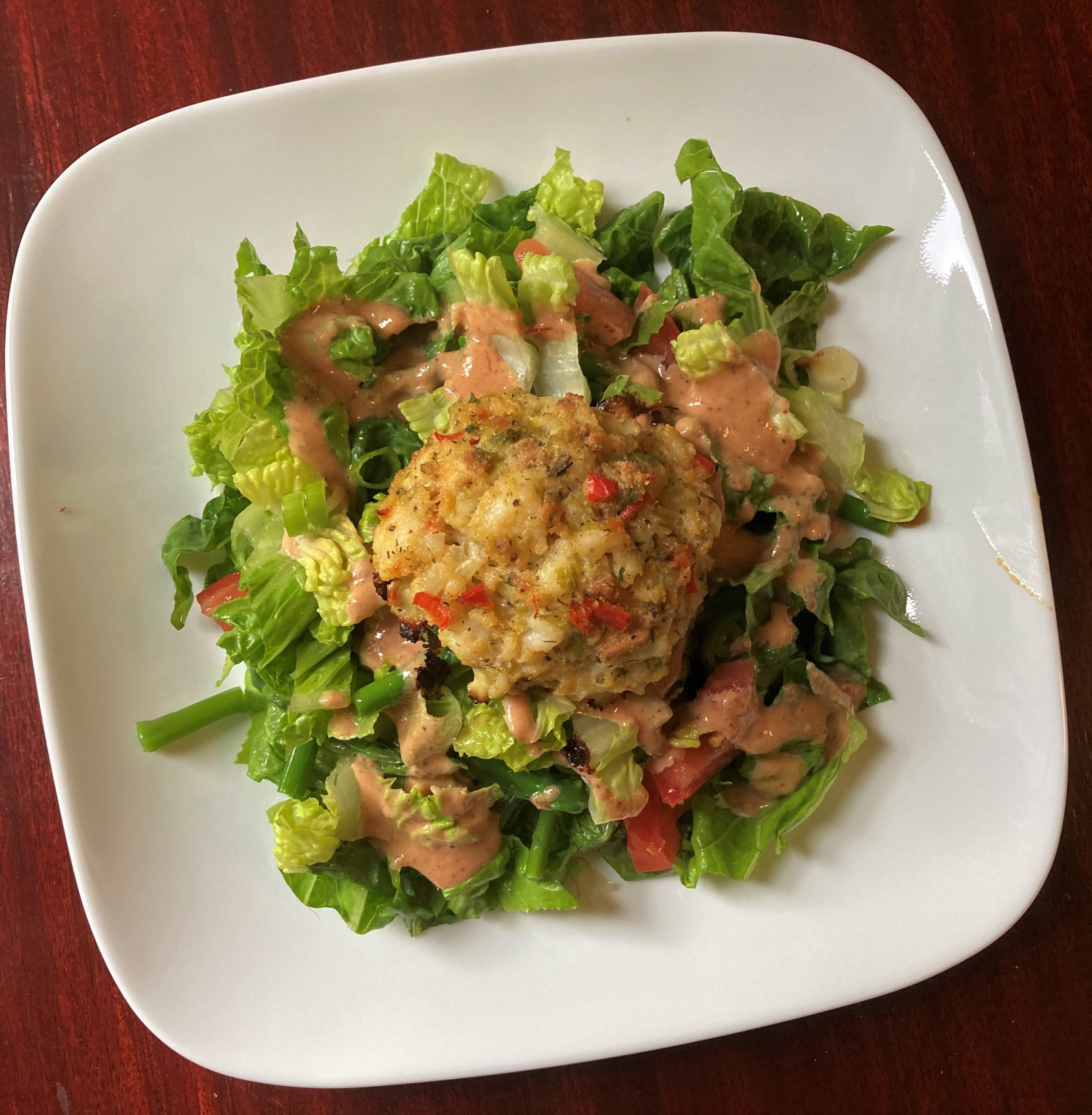 Shrimp Cakes with Creamy Cocktail Sauce Dressing